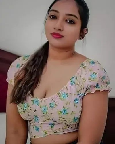 Call Girls Dharampeth Cash On Delivery